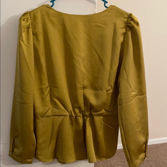 J. Crew Blouse - Picture 4 of 7
